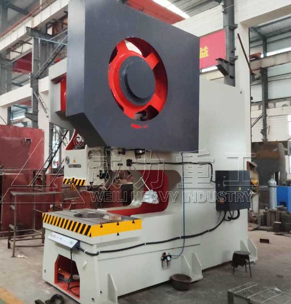 200噸開式深喉口壓力機_J21S-200T深喉沖床(1250mm喉深